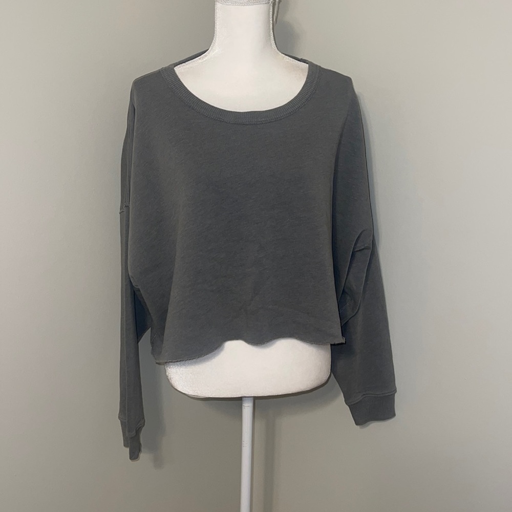 Cropped Pullover - image 1